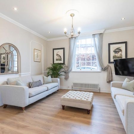 Beautiful 4 Bedroom Home 切尔滕纳姆 外观 照片