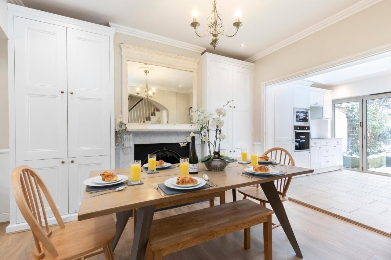 Beautiful 4 Bedroom Home 切尔滕纳姆 外观 照片