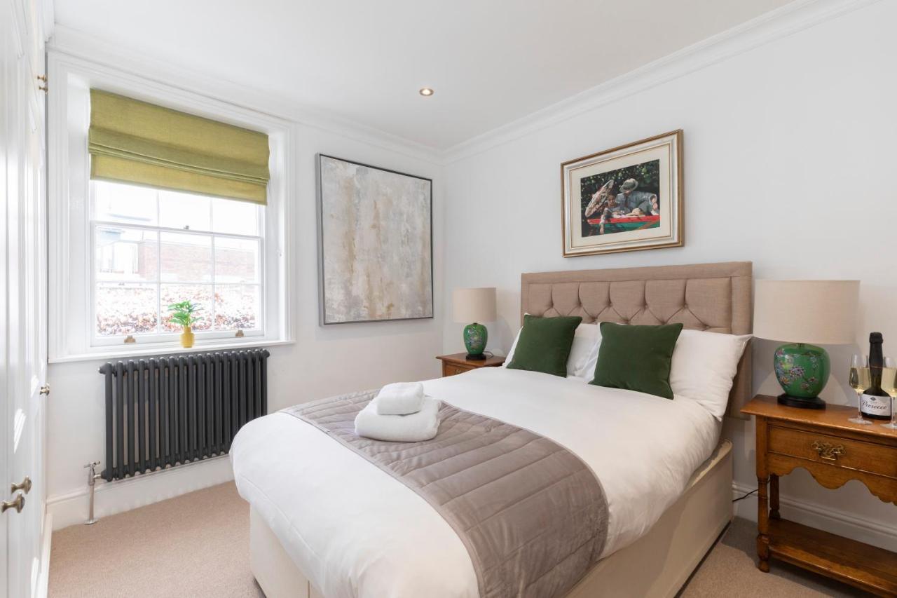 Beautiful 4 Bedroom Home 切尔滕纳姆 外观 照片