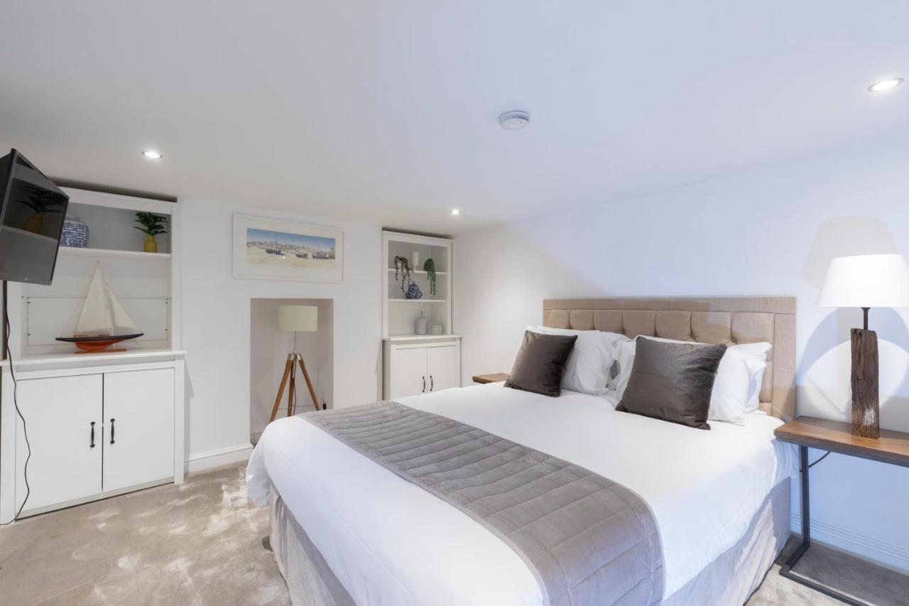 Beautiful 4 Bedroom Home 切尔滕纳姆 外观 照片