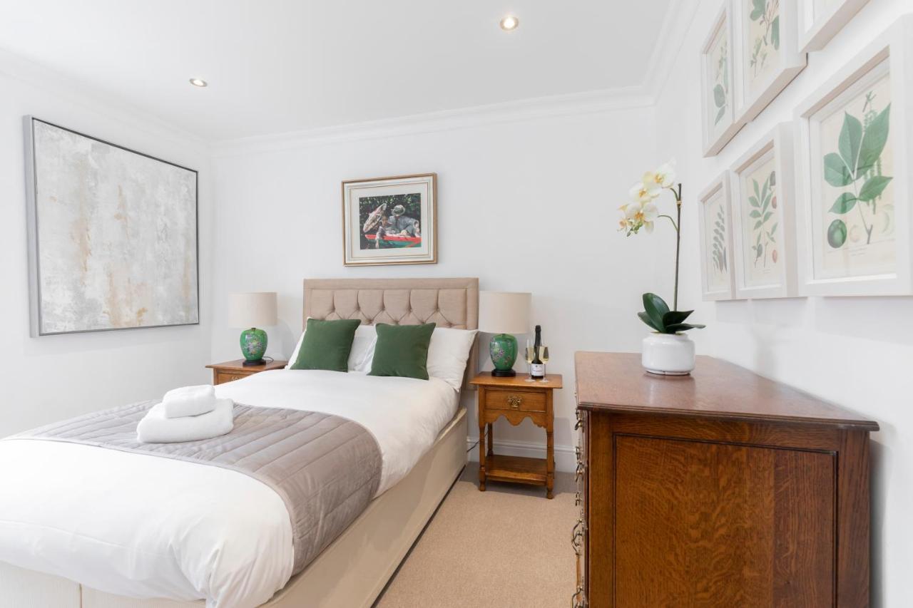 Beautiful 4 Bedroom Home 切尔滕纳姆 外观 照片